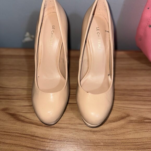 Le Chateau Nude Pump Heels (Reduced due to scuffs) - Picture 3 of 6